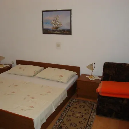 Barbat 17620c Apartmán *