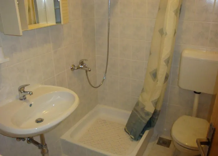 Barbat 17620c شقة *