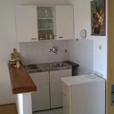Barbat 17620c Apartmán *
